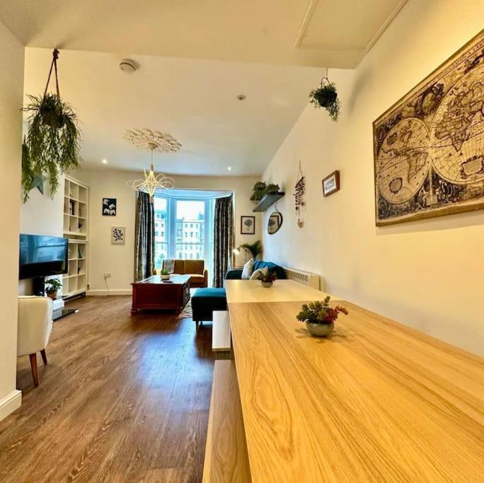 Stylish Coastal Home In The Centre Of Brighton Екстериор снимка