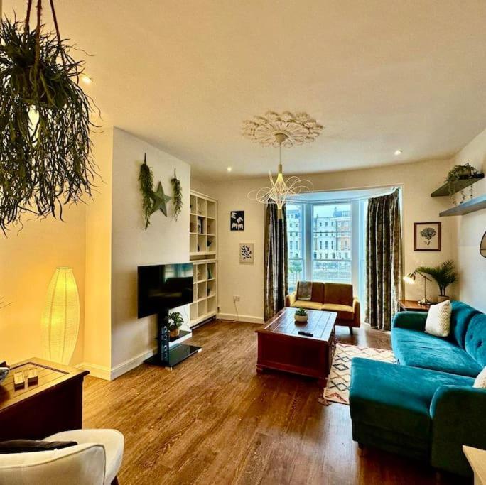 Stylish Coastal Home In The Centre Of Brighton Екстериор снимка